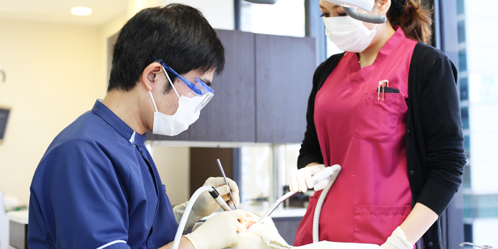 歯がしみる ズキズキする 診療内容 歯周病治療なら川崎駅徒歩1分の歯医者 日航ビル歯科室へ